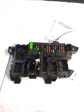 663.fd8521 Ford Truck F150 2021 Fuse Box Cabin 573692
