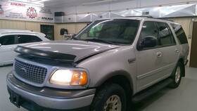663.fd8e01 Ford Truck Expediton 2001 Fuse Box Cabin 1682621