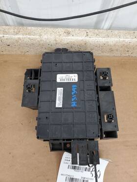 663.fd8g13 Ford Truck Explorer 2013 Fuse Box Cabin 291164