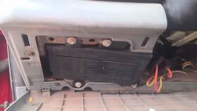 663.fd8p07 Ford Truck Interior Cabin Fuse Box From 07 2007 F550 Super Duty
