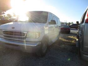 663.fd8w01 Ford Truck E150 2001 Fuse Box Cabin 1610490