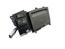 96120-t1000 Genesis 2021-2024 G80 Front Console Usb Charging Port With Wireless Charge Pad