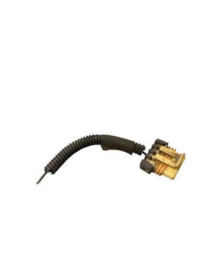 19244778 Gm Trucks 96 97 98 99 Chevy Pickup 1500 Electrical Part Alternator Plug Pig Tail
