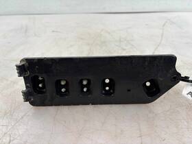 33244045 Gm Trucks 2017 Gmc Sierra 1500 Rear Lamp Taillight Wire Harness Junction Block Oem