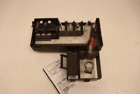 84095546 Gm Trucks 2015-2020 Gmc Yukon Power Distribution Junciton Battery Terminal Box Block Oem