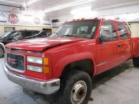 663.gm9798 Gmc Truck Tgmc3500 1998 Fuse Box Cabin 1660333