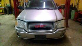 663.gm9e06 Gmc Truck Envoy 2006 Fuse Box Cabin 100582