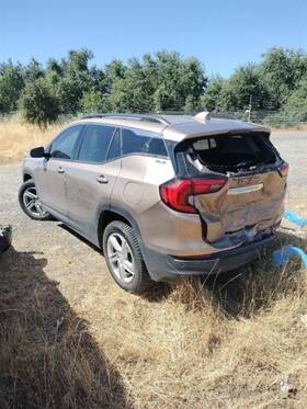 663.gm9h18 Gmc Truck Terrain 2018 Fuse Box Cabin 3007066