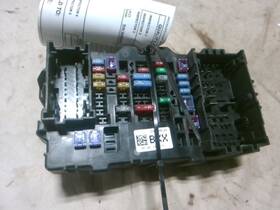 663.gm9m15 Gmc Truck Sierra150 2015 Fuse Box Cabin