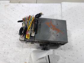 663.ho1615 Honda Pilot 2015 Fuse Box Cabin 563866