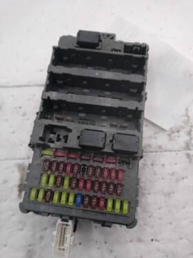 663.ho1723 Honda Ridgeline 2023 Fuse Box Cabin 590865