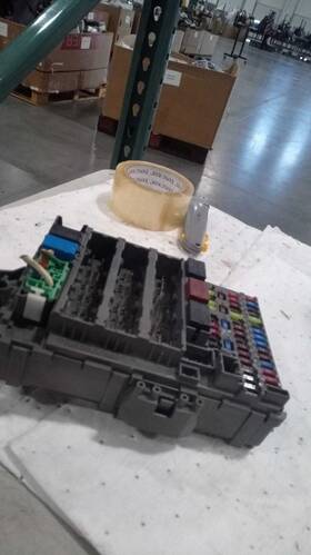 663.ho1b15 Honda Civic 2015 Fuse Box Cabin 565162