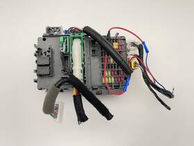 663.ho1b24 Honda 2022-2025 Civic Cabin Fuse Box 2.0l At Fwd -sport- 6k 57699