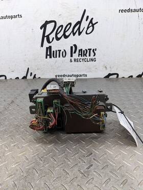 663.ho1b95 Honda 92-95 Civic Oem Used Interior Fuse Box Dx Eg 1183779