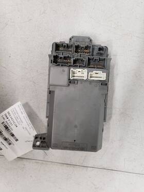 663.ho1c04 Honda Civic 2004 Fuse Box Cabin