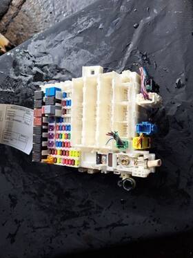 663.ho1f13 Honda Fit 2013 Fuse Box Cabin 601286