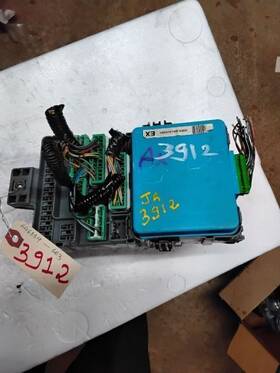 663.ho1j01 Honda Accord 2001 Fuse Box Cabin 646884