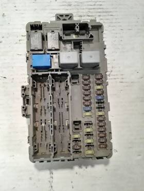 38200-tk8-a03 Honda 663.ho1p13 2013 Odyssey Fuse Box Cabin P/n
