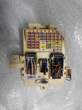 663.hy1219 Hyundai Tucson 2019 Fuse Box Cabin 554702