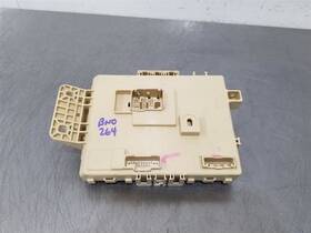 663.hy1222 Hyundai 22 2022 Santa Fe Cabin Fuse Box