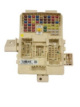663.hy1321 Hyundai Tucson 2021 Fuse Box Cabin 587515