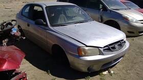663.hy1n02 Hyundai Accent 2002 Fuse Box Cabin 291956