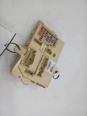 663.hy1r15 Hyundai 2015 Elantra Fuse Box Cabin Oem