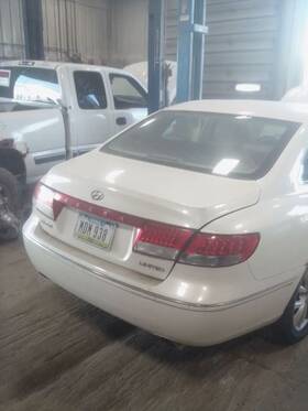 663.hy1t07 Hyundai Azera 2007 Fuse Box Cabin 2004913