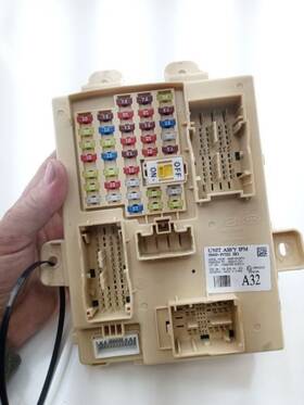 95400-3v322 Hyundai 663.hy1t14 14-17 Azera Cabin Fuse Body Control Module Oem