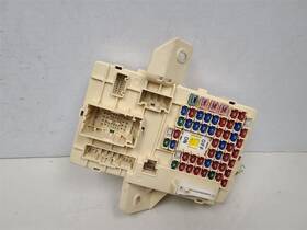663.hy1v16 Hyundai Cabin Fuse Box Fits 2016 Equus 567958