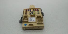 91950-4z600 Hyundai 17 18 Santa Fe Sport Cabin Fuse Box Oem