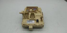 91950-j3040 Hyundai 19 20 21 Veloster Cabin Fuse Box Oem