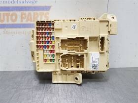 91950aa980 Hyundai 22 2022 Elantra Interior Cabin Fuse Box