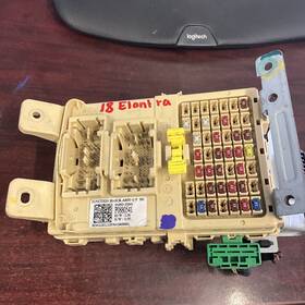 91950j0541 Hyundai 2018-2022 Accent Fuse Box Cabin Under Dash Oem