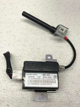 954703l200 Hyundai 2007 - 2011 Azera Antenna Stereo Gps Module Unit Oem
