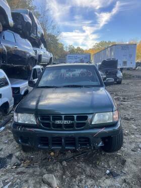 663.is1204 Isuzu Rodeo 2004 Fuse Box Cabin 37135