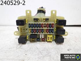 In1665fa1cfmt Isuzu Oem 2001 Rodeo 3.2l Cabin Fuse Relay Box In1665fa1cfmt Isuzu Oem 2001 Rodeo 3.2l Cabin Fuse Relay Box