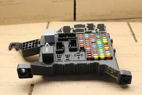 4x43-14a073-ad Jaguar 663.ja1j04 2004 2005 2006 2007 2008 X Type Dash Fuse Relay Box 3.0l