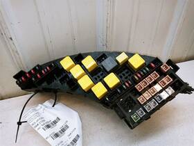 2r8t-14a003-fb Jaguar 663.ja1o03 2003 S Type Rear Fuse Box Relay Trunk Junction Oem 2r8t-14a003-fb Jaguar 663.ja1o03 2003 S Type Rear Fuse Box Relay Trunk Junction Oem