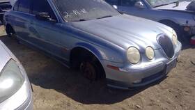 663.ja1o04 Jaguar S Type 2004 Fuse Box Cabin 289746