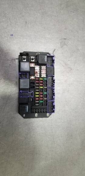 Gw9314n030ac Jaguar 16 2016 Xjl Oem Rear Cabin Fuse Box