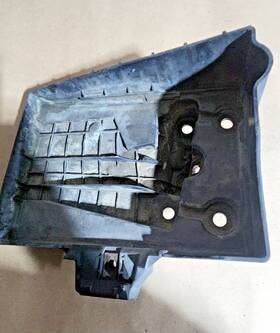 05115730 Jeep 2014-2017 Compass - Patriot Battery Box Holder Oem