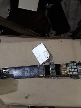 663.am8606 Jeep Grandcher 2006 Fuse Box Cabin 832760