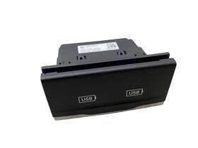 68481187aa Jeep 2021-2022 Gladiator Rear Center Console Media Usb/usb Type C Port Hub Oem