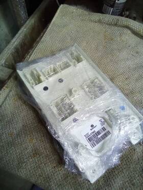 663.ch9320 Jeep/plymouth Truck Wrangler 2020 Fuse Box Cabin 634915