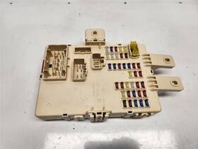 919503w013 Kia 663.ki1414 2014 Sportage 2.4l / At Cabin Fuse Box Pn