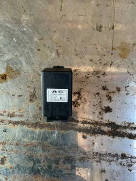 Kia 952402w100/95240-2w100 Genuine Soul 2013-2016 Relay Assy - Stop Signal
