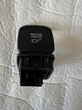 96125-c5010 Kia 96125-l2200 Battery Charger 0em 2016-22 Center Console Rear Charging Port
