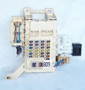 Lesus Oem Factory 8273522010 2001 2002 2003 Lexus Rx300 Dash Fuse Box Cabin Relay Junction Block Inch Bonus