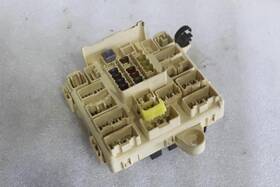 663.le1k01 Lexus 2001 2002 2003 2004 2005 Is300 Dash Fuse Box